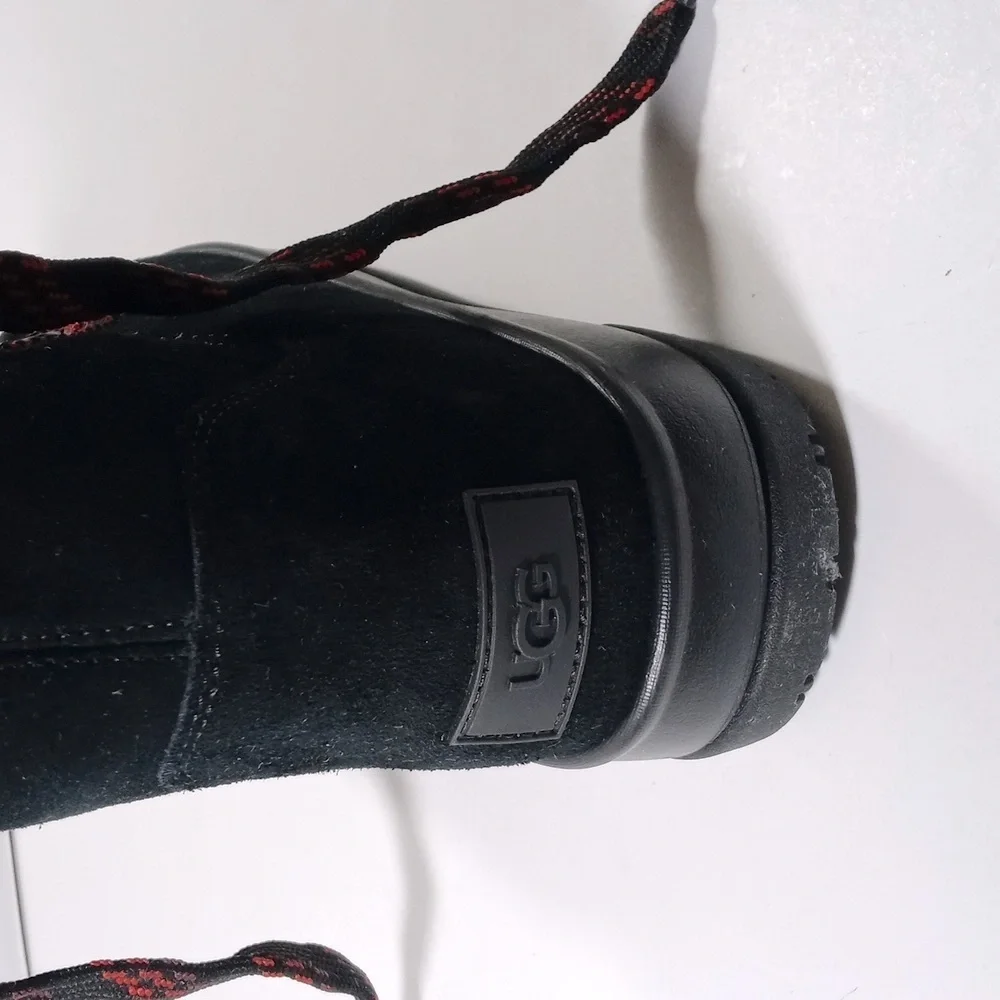 Boot - Picture 6 of 9